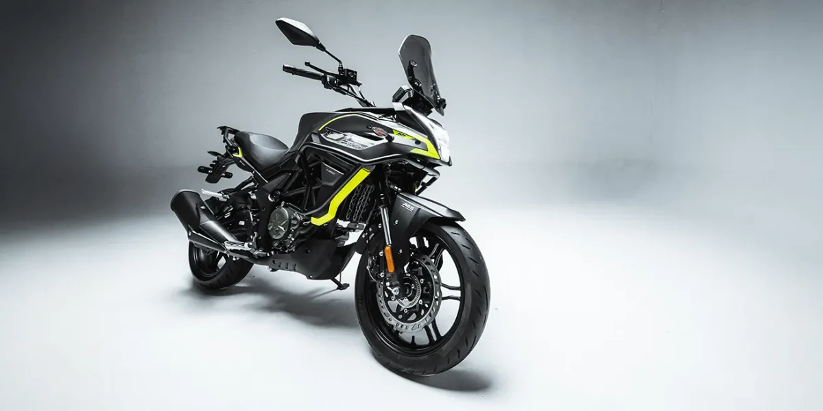 akt-motos-ds-300-wide